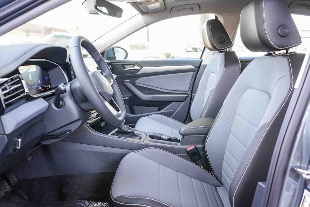 Thumbnail: 2026 Volkswagen Jetta - 9
