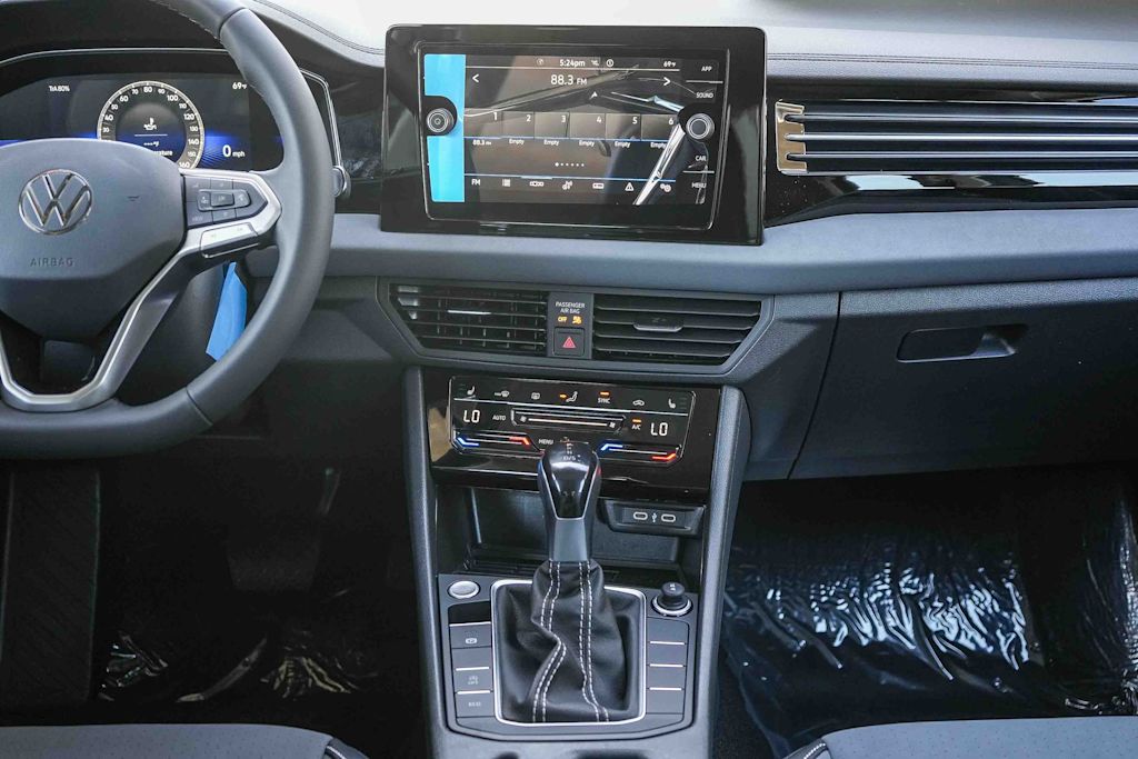 Thumbnail: 2026 Volkswagen Jetta - 7