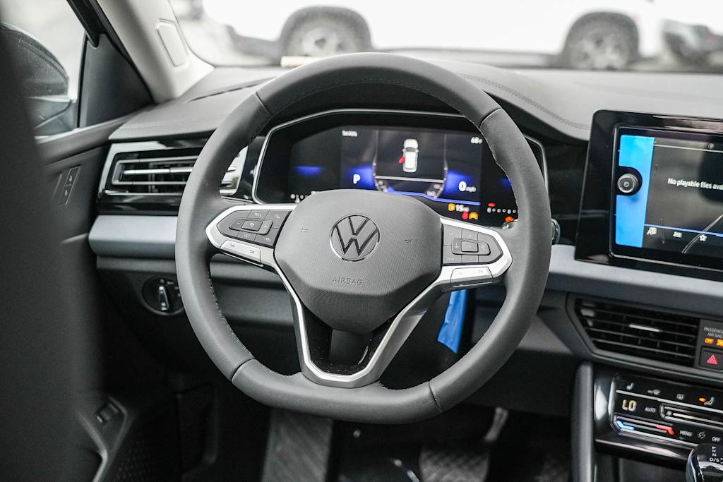 Thumbnail: 2026 Volkswagen Jetta - 9