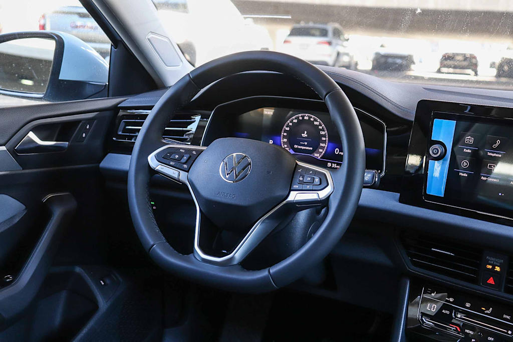 Thumbnail: 2026 Volkswagen Jetta - 9