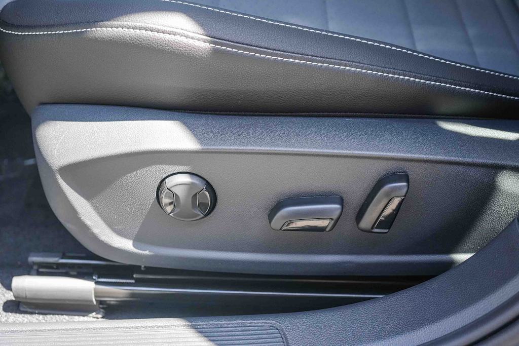 Thumbnail: 2026 Volkswagen Jetta - 23