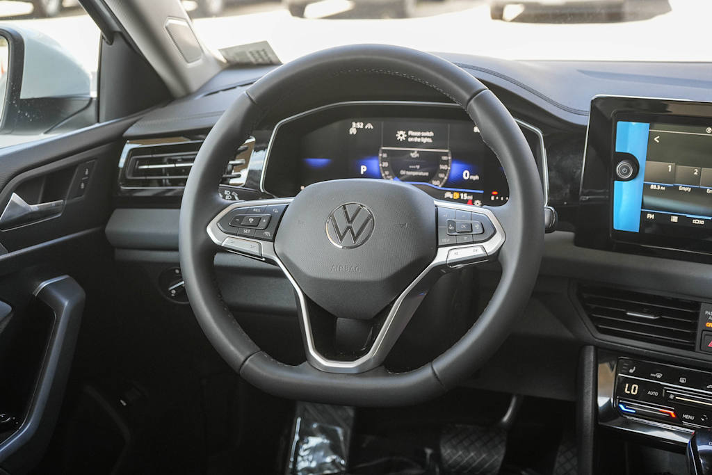 Thumbnail: 2026 Volkswagen Jetta - 12