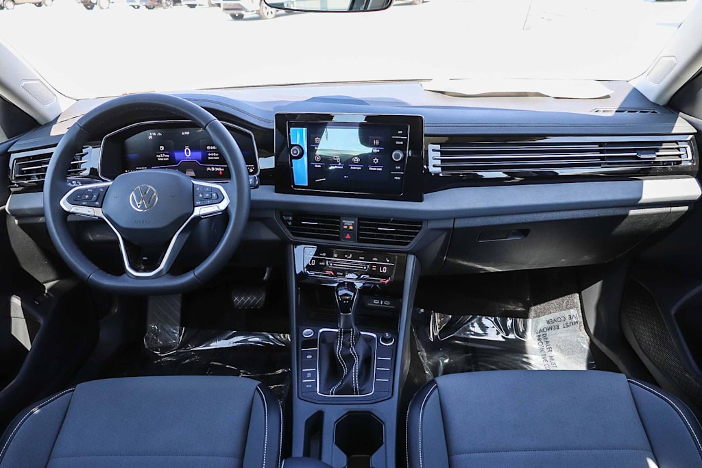 Thumbnail: 2026 Volkswagen Jetta - 2