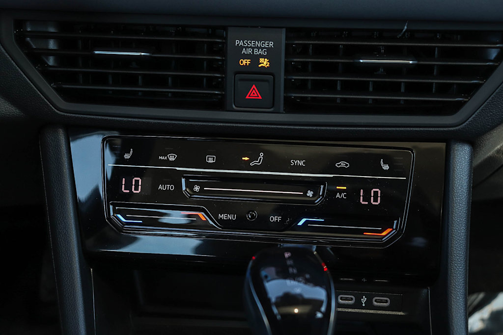 Thumbnail: 2026 Volkswagen Jetta - 23