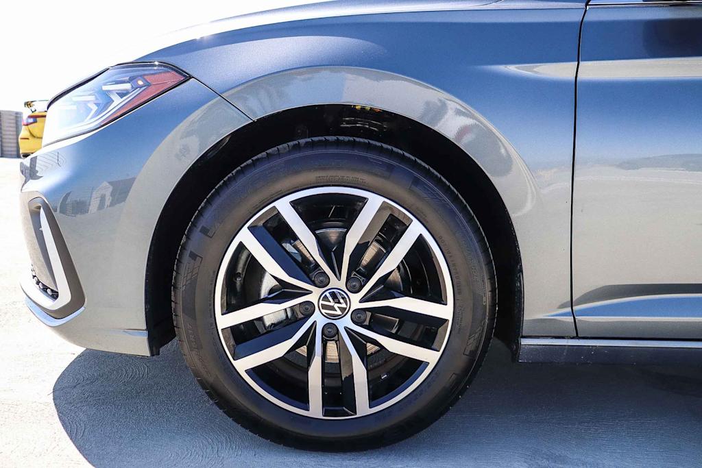 Thumbnail: 2026 Volkswagen Jetta - 22