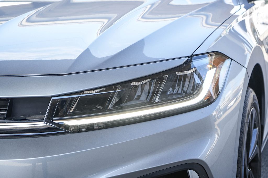 Thumbnail: 2026 Volkswagen Jetta - 21