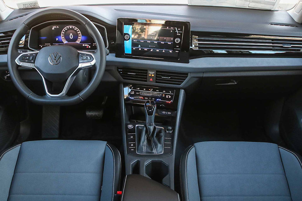 Thumbnail: 2025 Volkswagen Jetta - 2