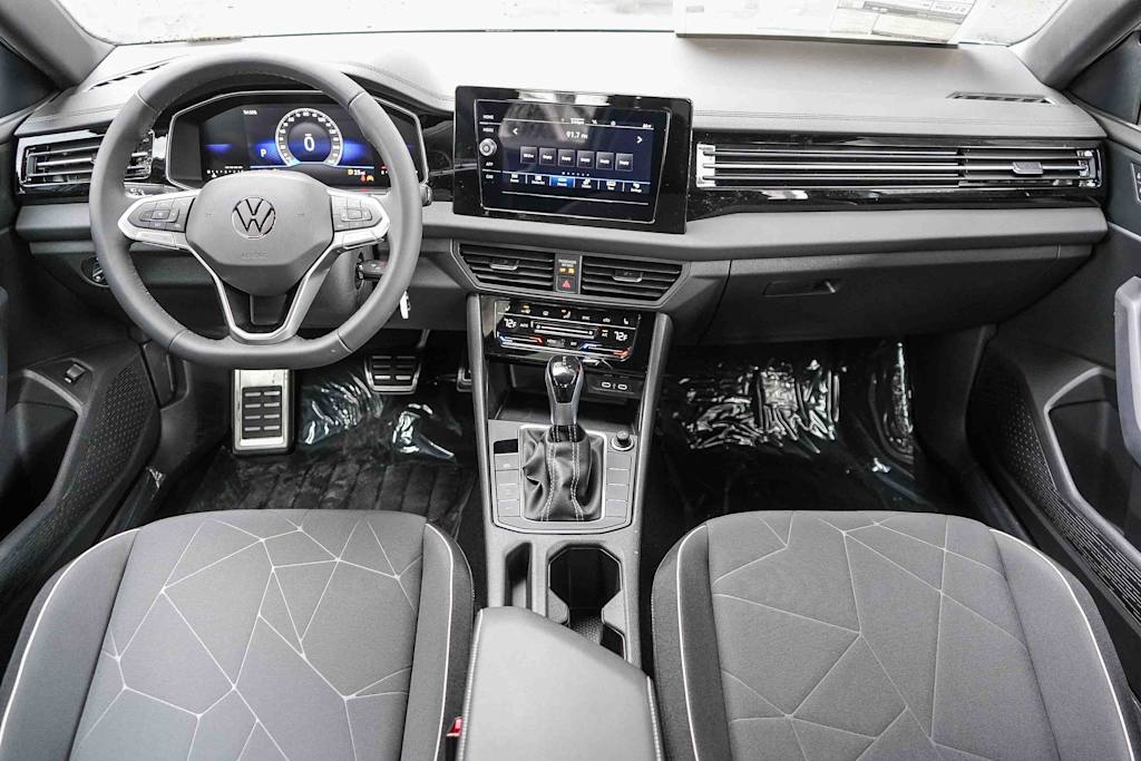 Thumbnail: 2026 Volkswagen Jetta - 2