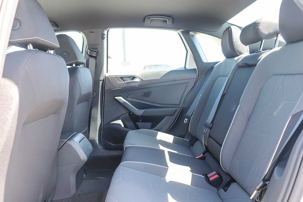 Thumbnail: 2025 Volkswagen Jetta - 12