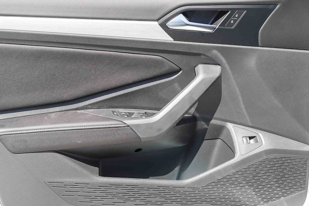 Thumbnail: 2025 Volkswagen Jetta - 25