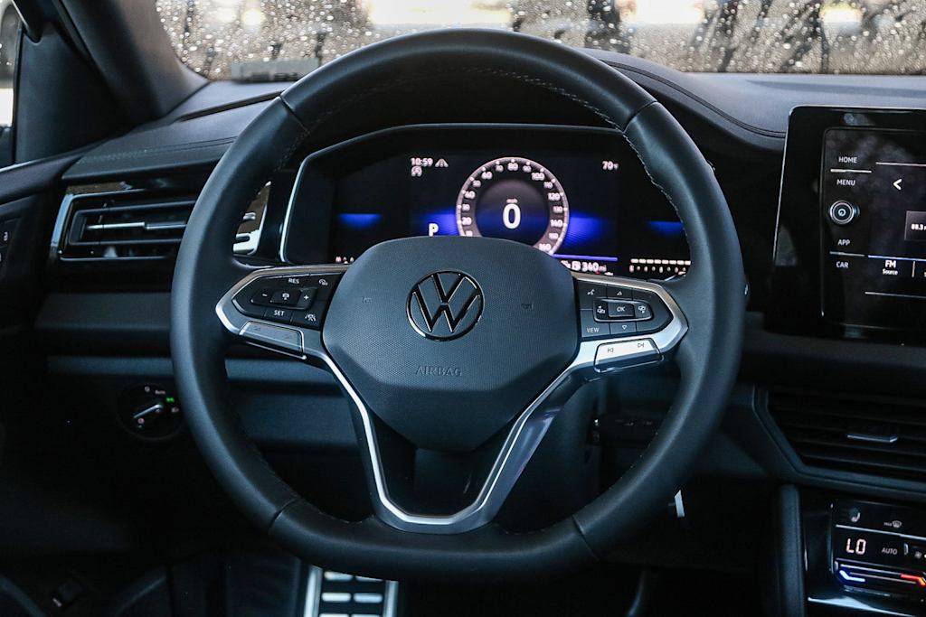 Thumbnail: 2025 Volkswagen Jetta - 13