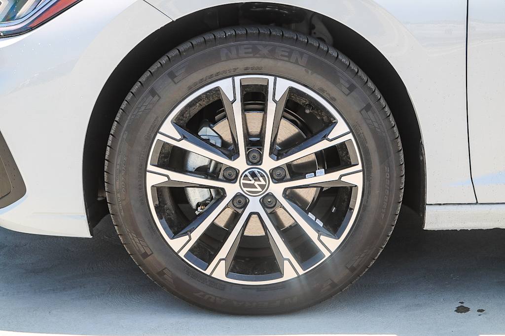 Thumbnail: 2025 Volkswagen Jetta - 21