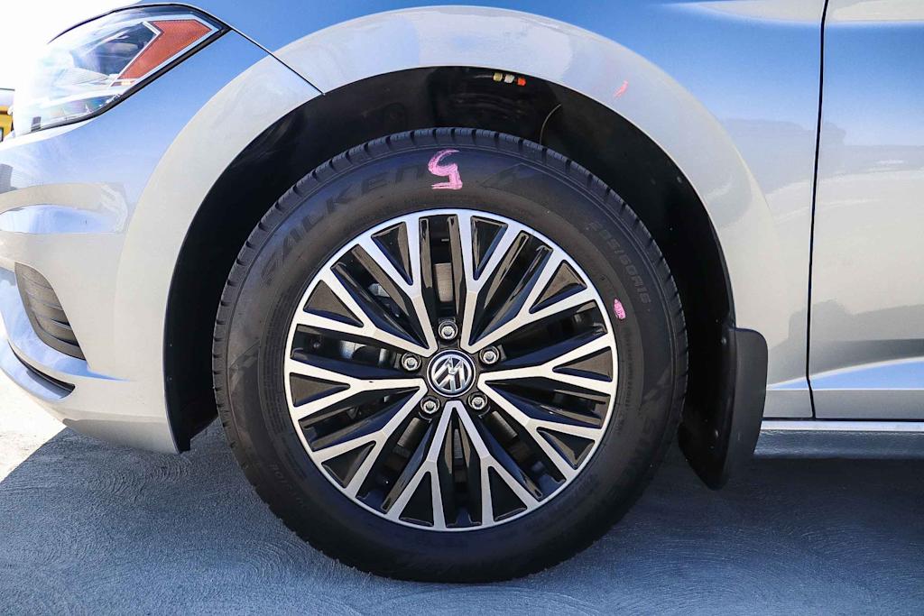 Thumbnail: 2021 Volkswagen Jetta - 19