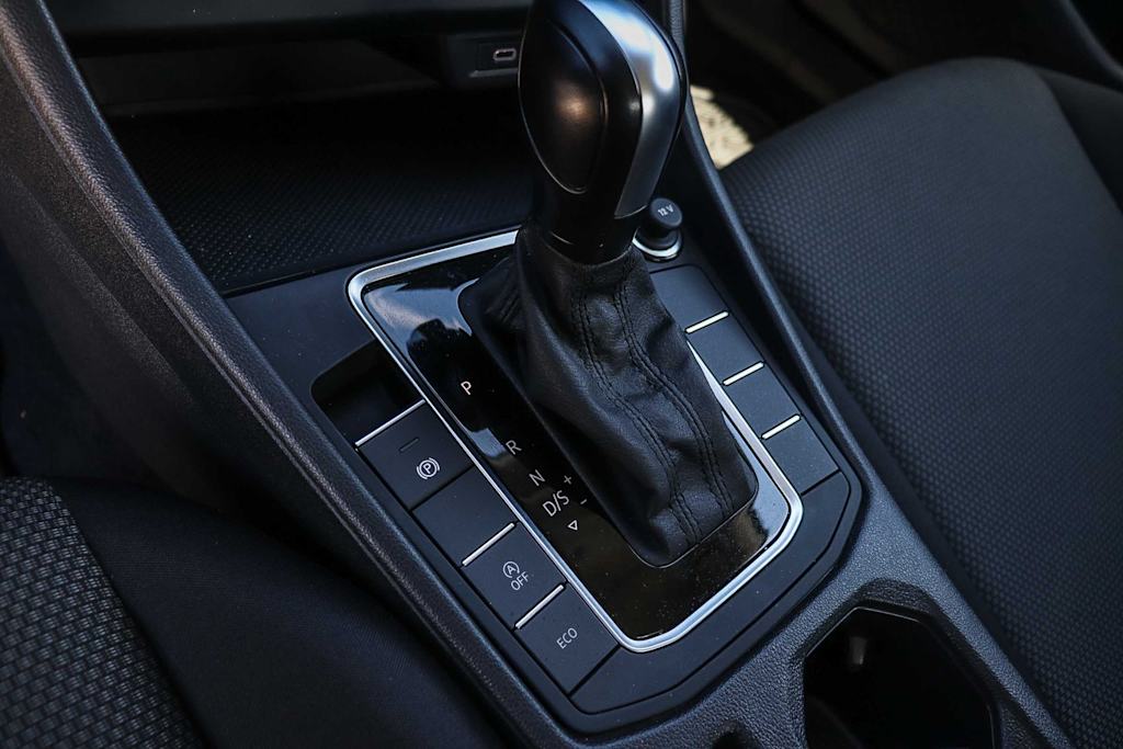 Thumbnail: 2021 Volkswagen Jetta - 14