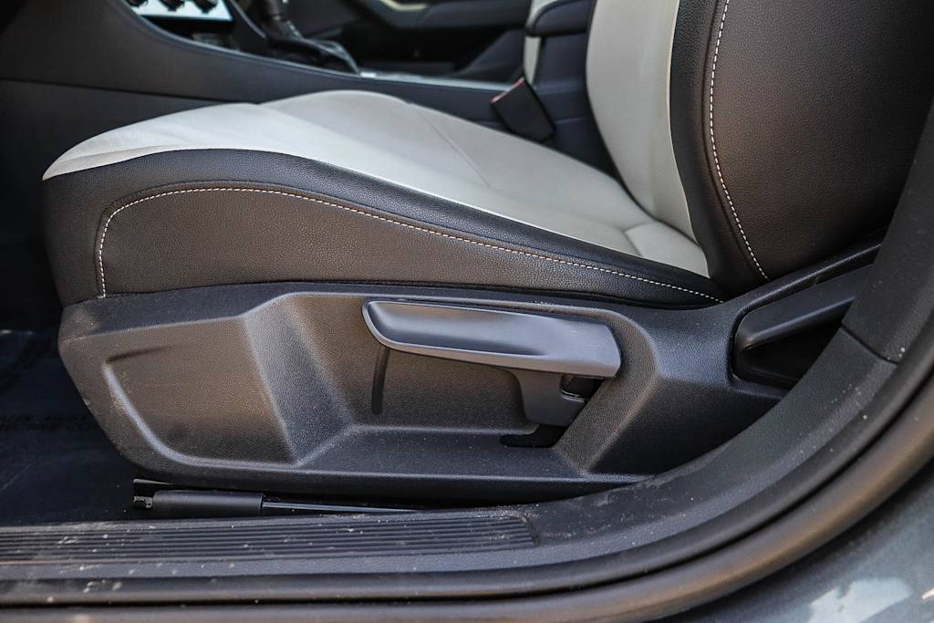 Thumbnail: 2020 Volkswagen Jetta - 24