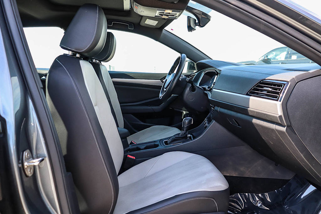 Thumbnail: 2020 Volkswagen Jetta - 10