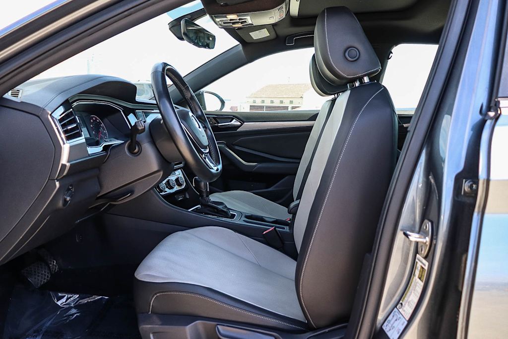 Thumbnail: 2020 Volkswagen Jetta - 11