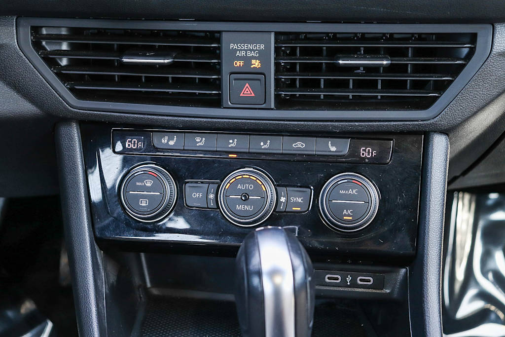 Thumbnail: 2020 Volkswagen Jetta - 22