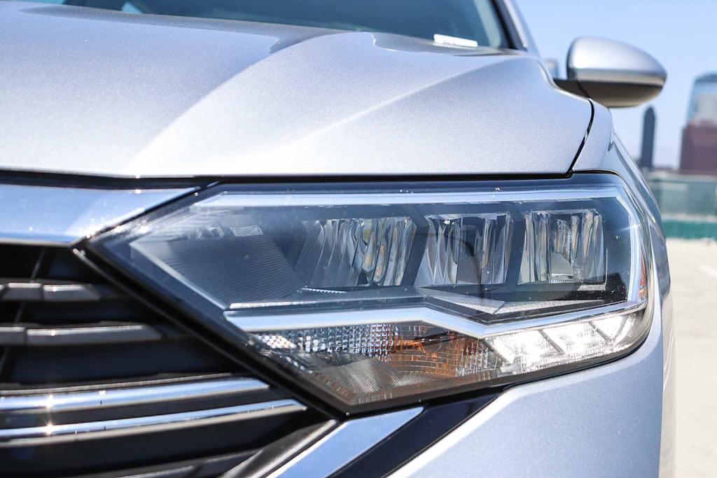 Thumbnail: 2024 Volkswagen Jetta - 20