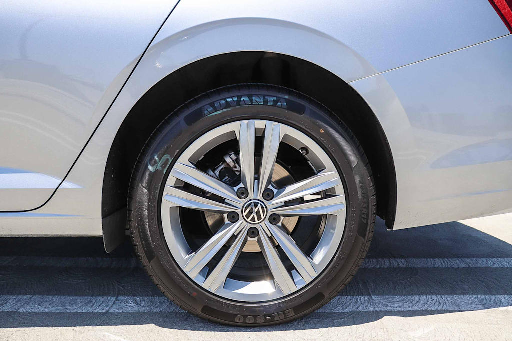 Thumbnail: 2024 Volkswagen Jetta - 8