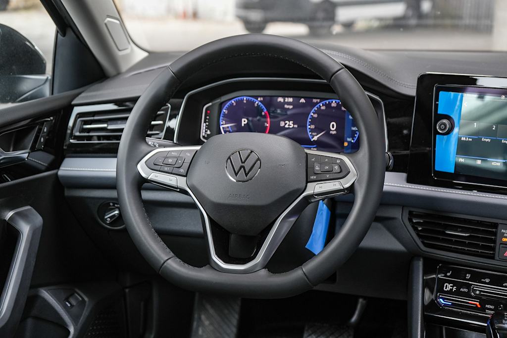 Thumbnail: 2026 Volkswagen Jetta - 12