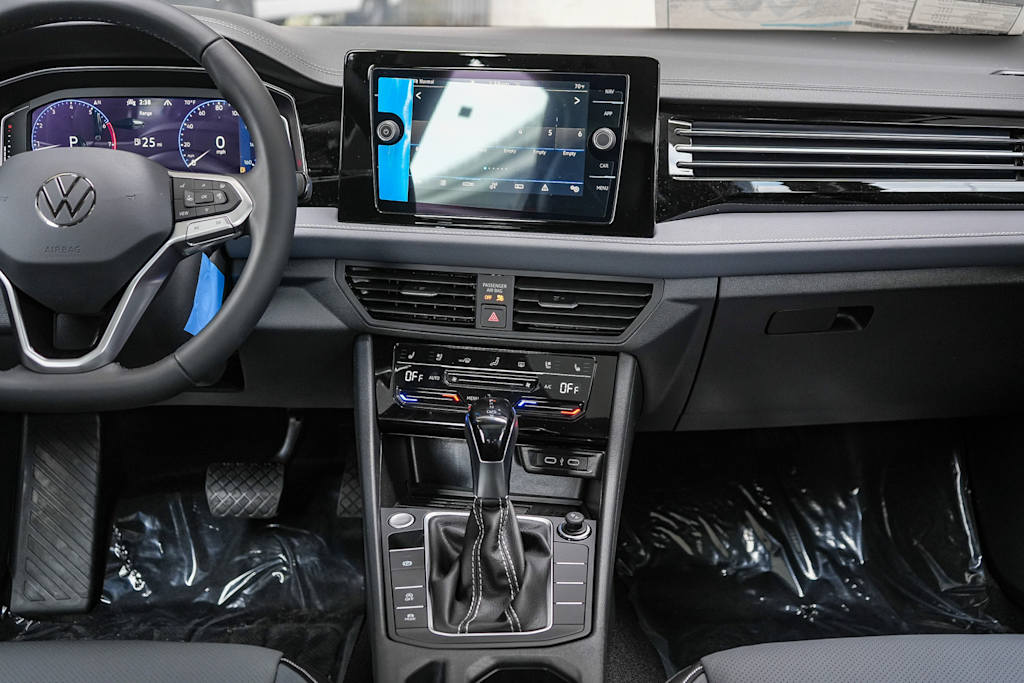Thumbnail: 2026 Volkswagen Jetta - 8