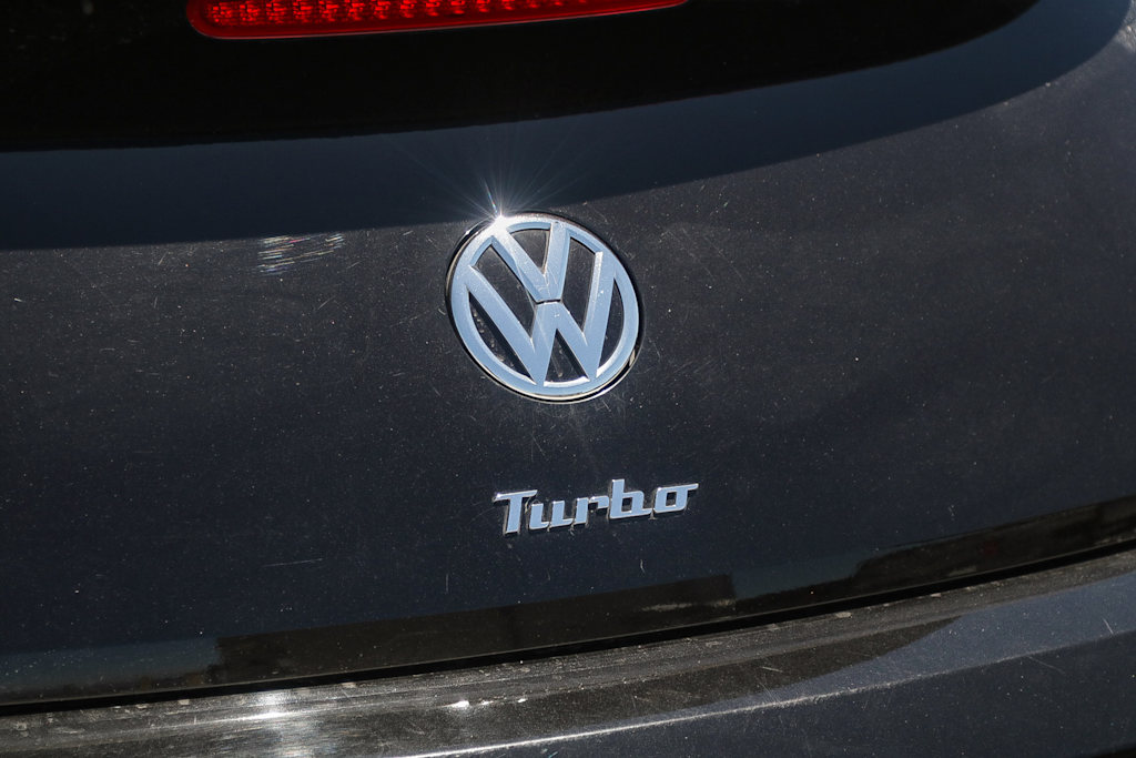 Thumbnail: 2016 Volkswagen Beetle - 16