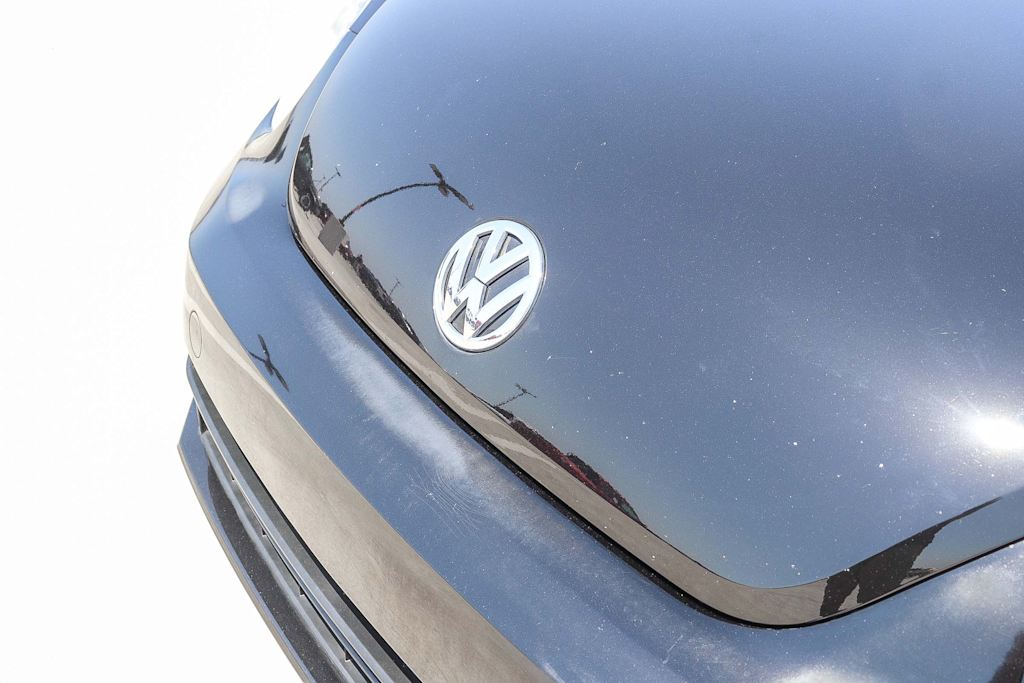 Thumbnail: 2016 Volkswagen Beetle - 6