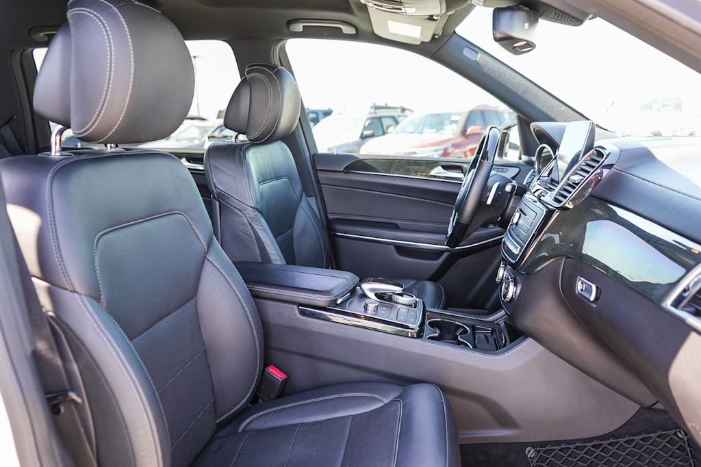 Thumbnail: 2019 Mercedes-Benz GLS - 9