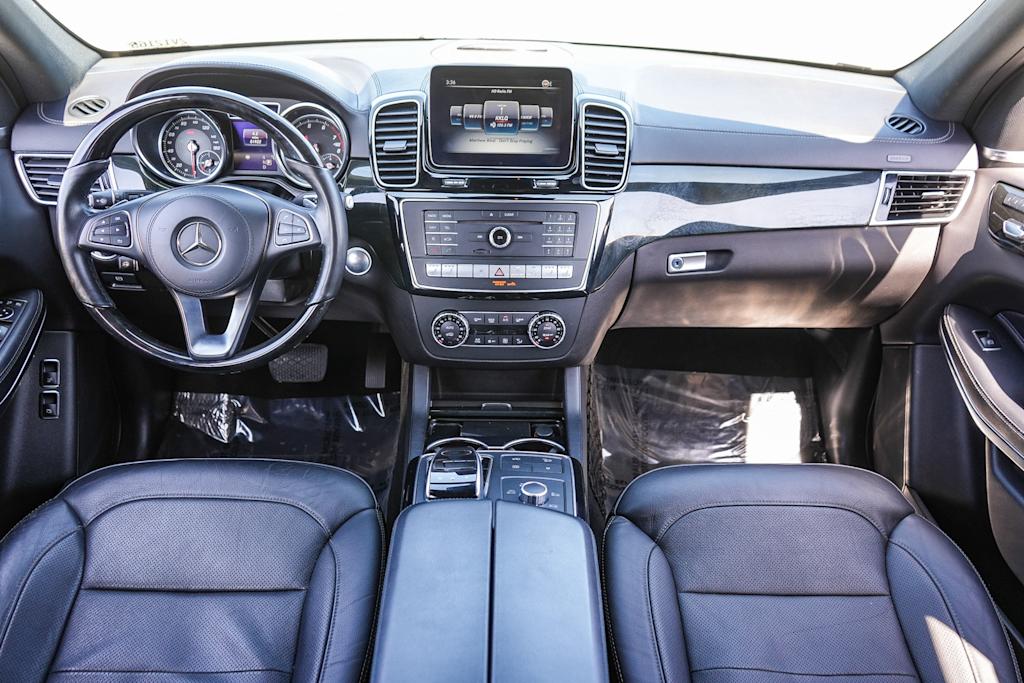 Thumbnail: 2019 Mercedes-Benz GLS - 2