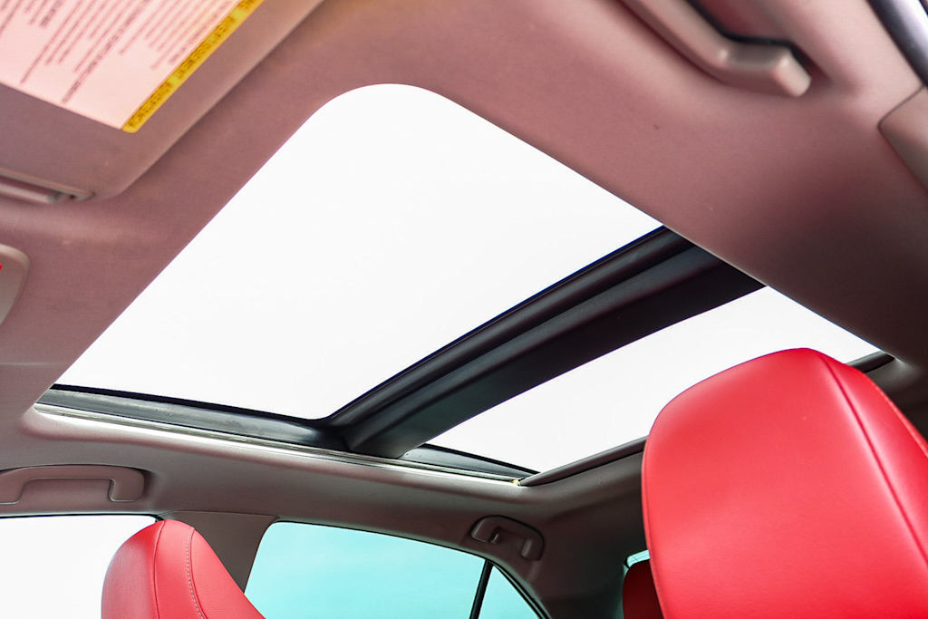 Thumbnail: 2019 Toyota Camry - 27