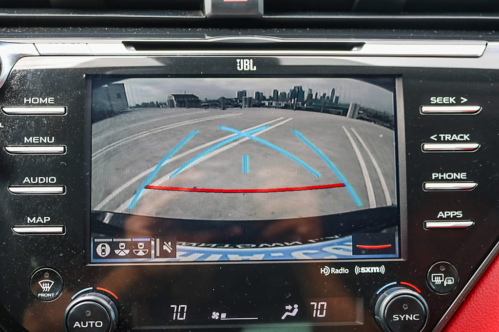 Thumbnail: 2019 Toyota Camry - 26