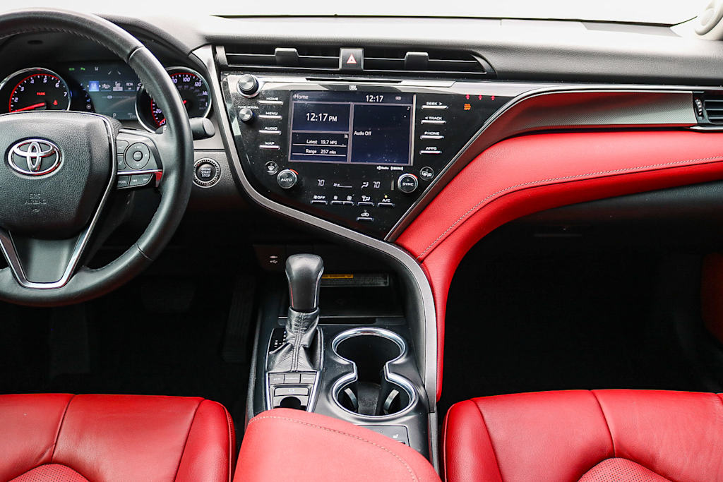 Thumbnail: 2019 Toyota Camry - 8