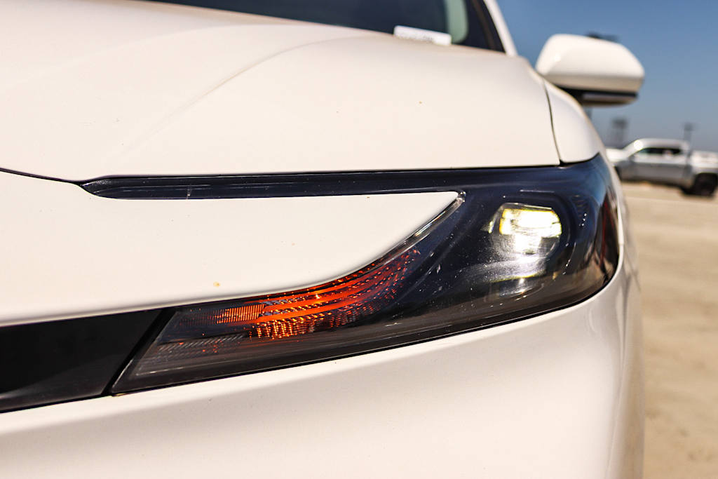 Thumbnail: 2025 Toyota Camry - 17