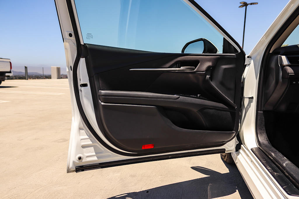 Thumbnail: 2025 Toyota Camry - 21