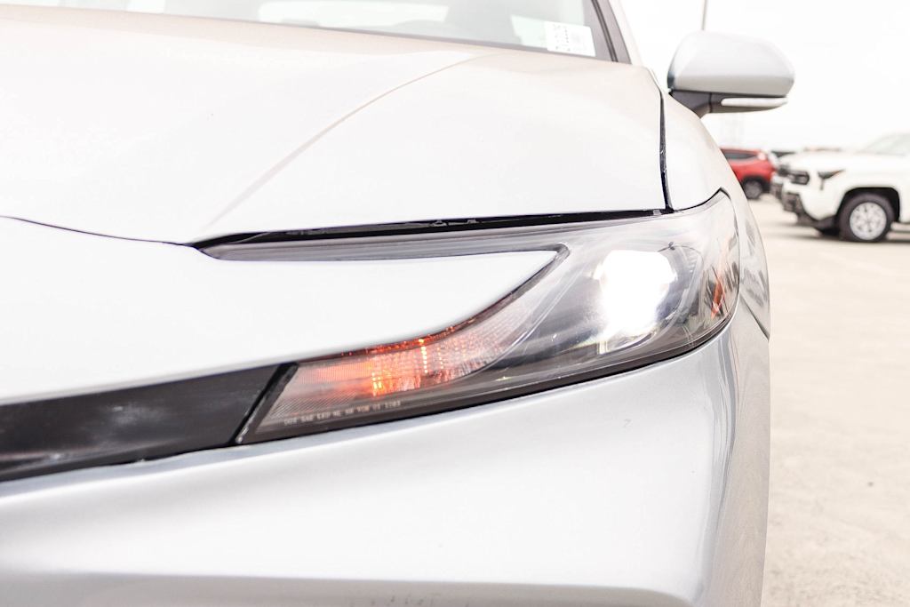 Thumbnail: 2025 Toyota Camry - 17
