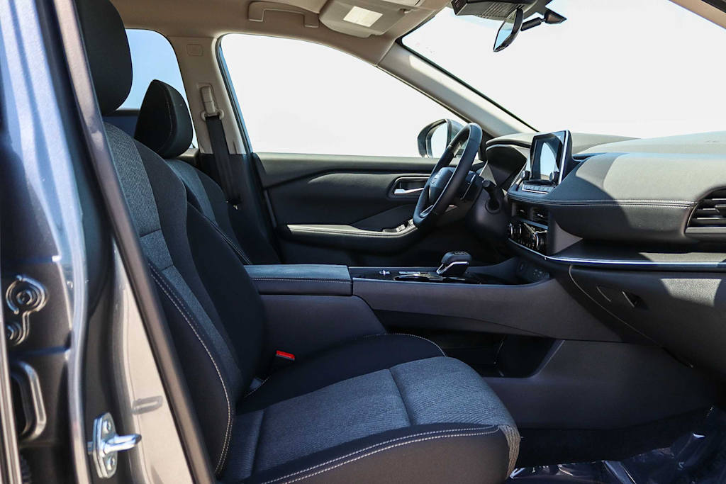 Thumbnail: 2026 Nissan Rogue - 10
