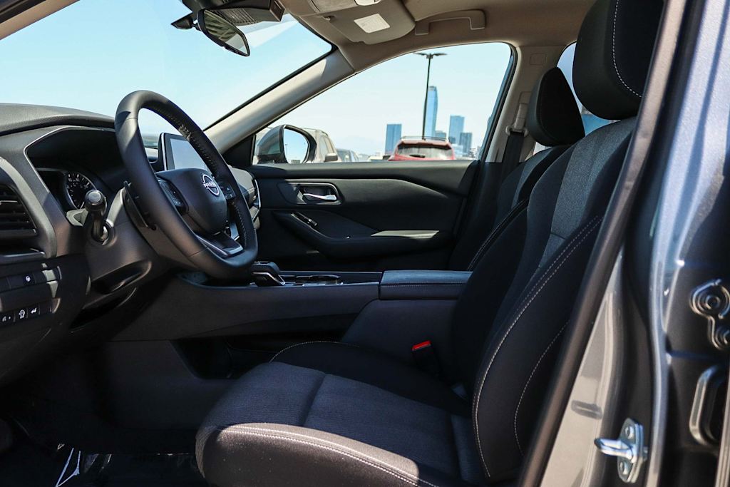 Thumbnail: 2026 Nissan Rogue - 11