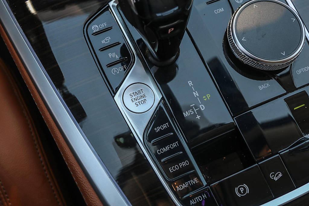 Thumbnail: 2019 BMW X7 - 24