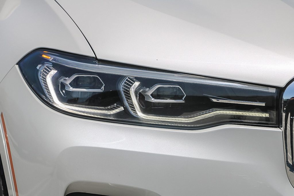 Thumbnail: 2019 BMW X7 - 18