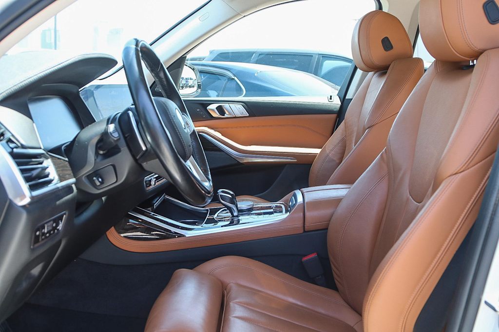Thumbnail: 2019 BMW X7 - 11