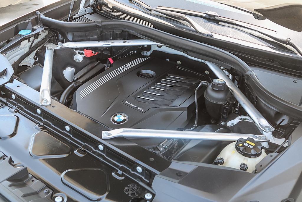 Thumbnail: 2019 BMW X7 - 8