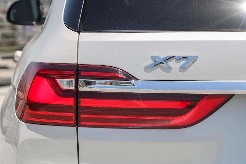 Thumbnail: 2019 BMW X7 - 20