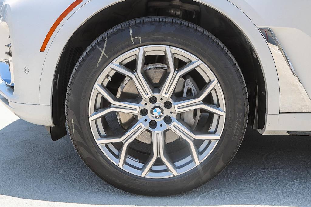 Thumbnail: 2019 BMW X7 - 21