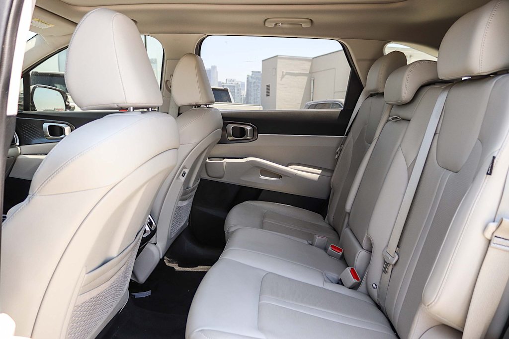 Thumbnail: 2025 Kia Sorento - 10