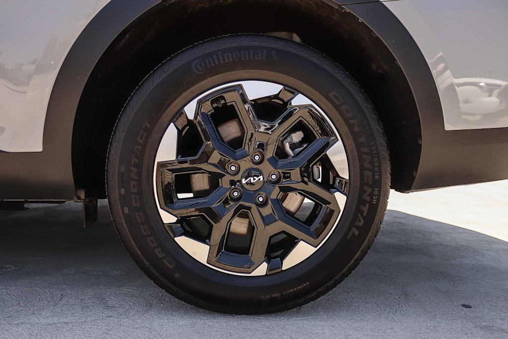 Thumbnail: 2025 Kia Sorento - 7