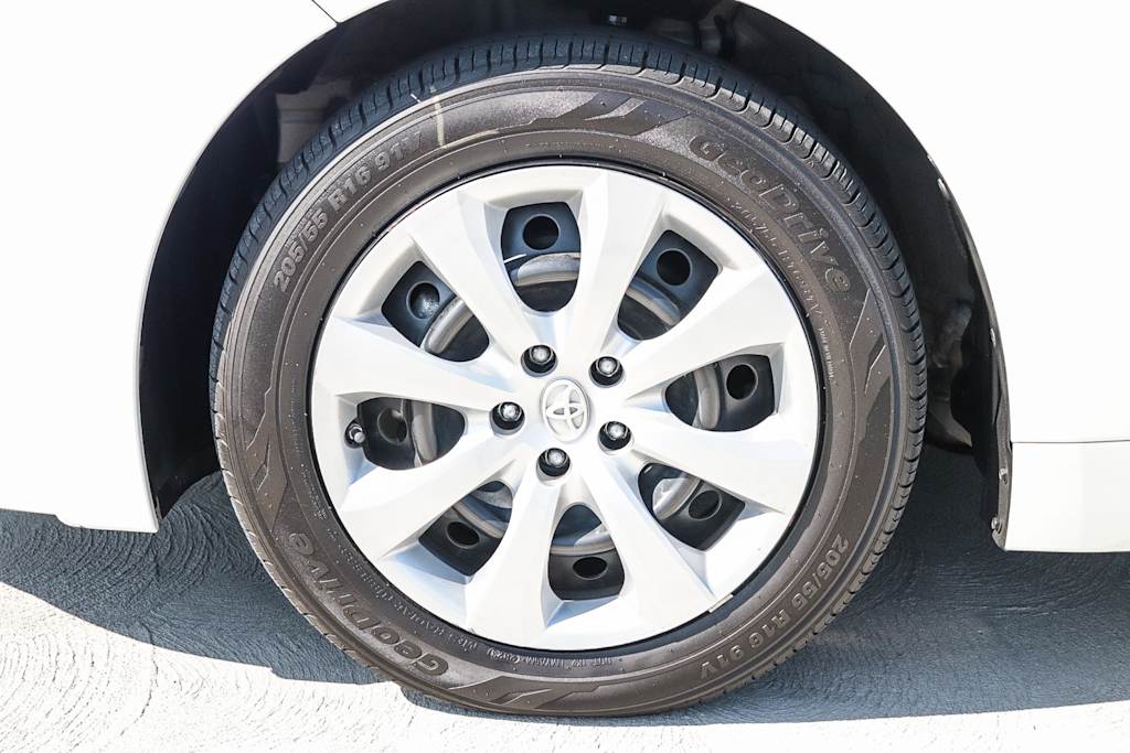 Thumbnail: 2021 Toyota Corolla - 21