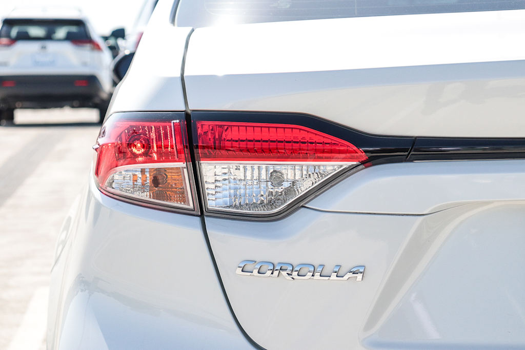 Thumbnail: 2021 Toyota Corolla - 20
