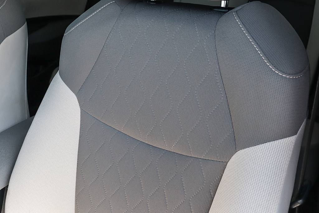 Thumbnail: 2021 Toyota Corolla - 27