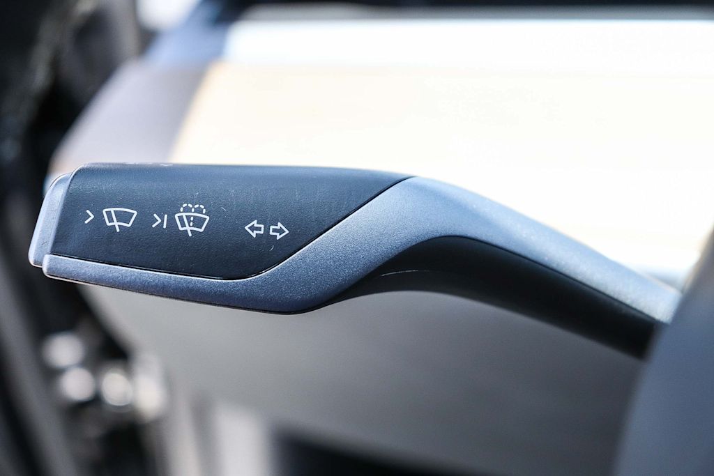 Thumbnail: 2023 Tesla Model 3 - 20